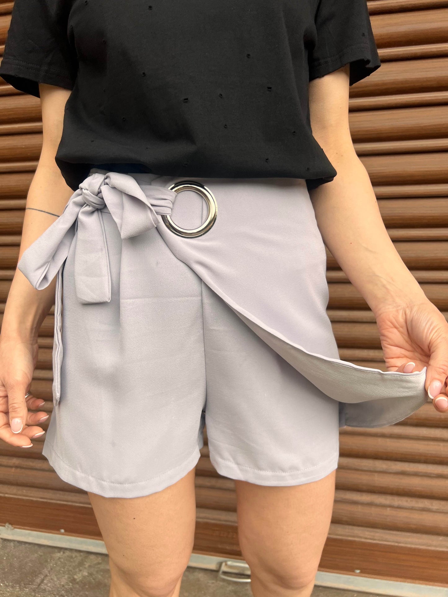 Pantaloncini con fiocco
