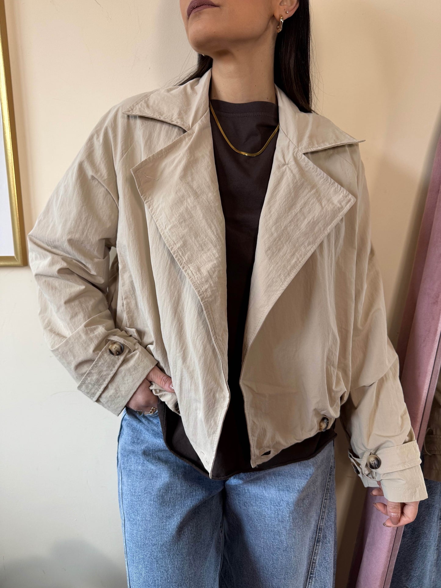 Trench crop Aly