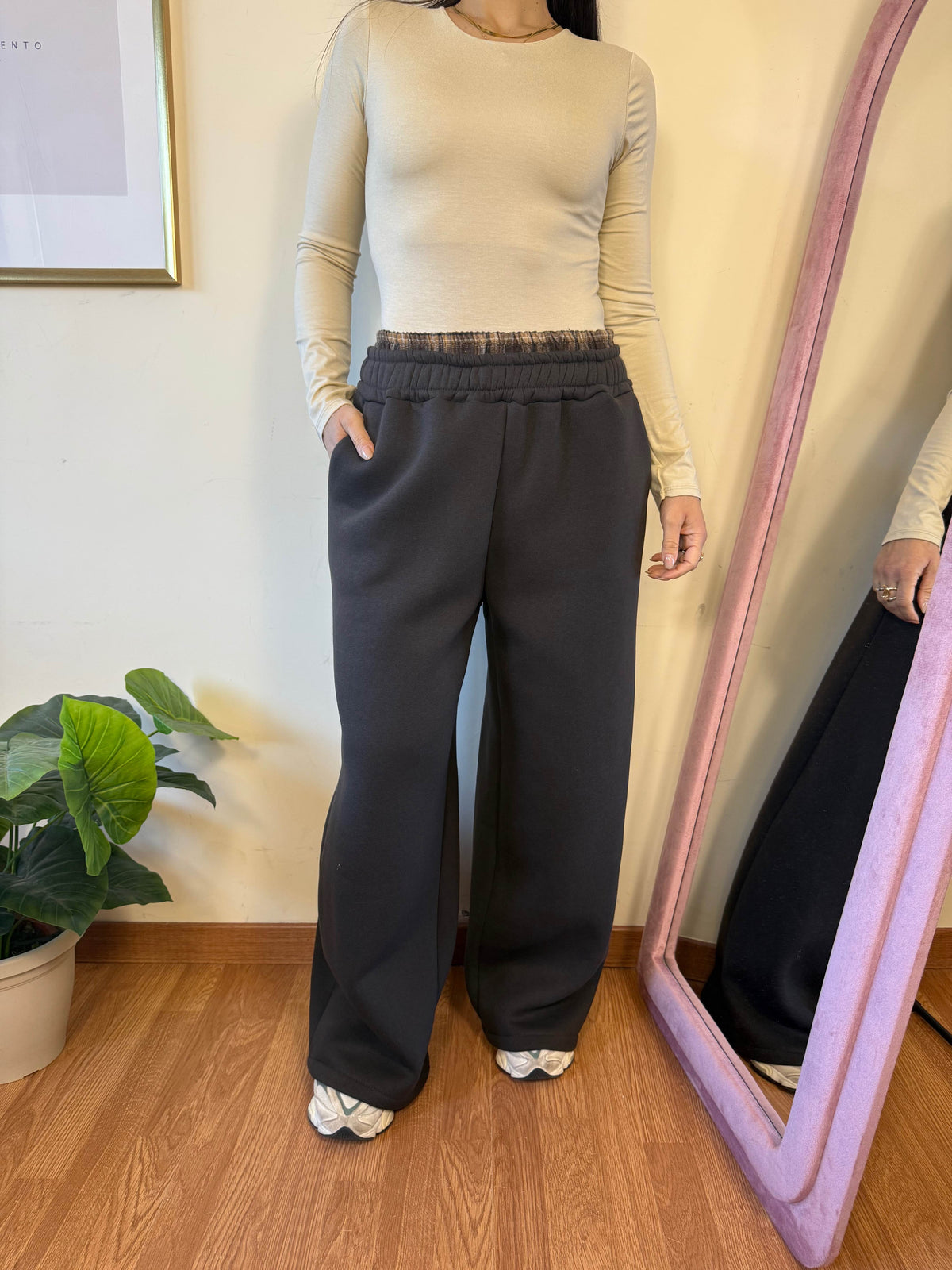 Pantalone university